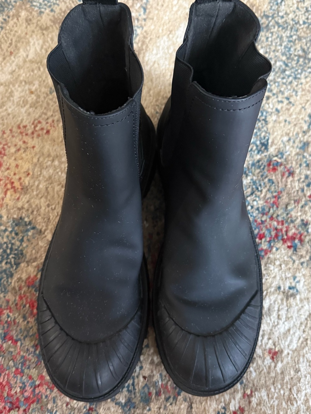 Zara Black Chelsea Rain Boots with Rubber Toe